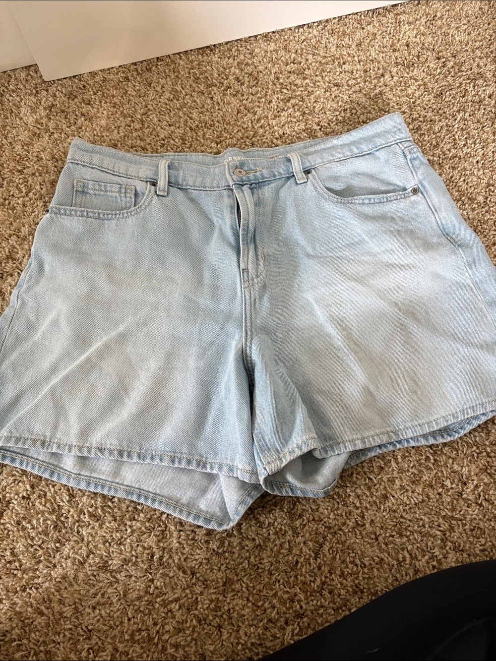 Old Navy High Rise Curvy Baggy Short size 12 Light Wash Denim Women's Shorts